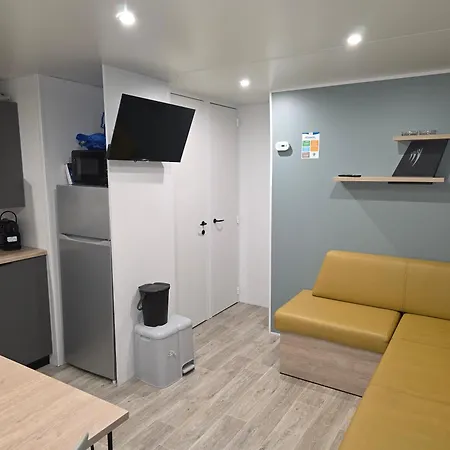 Campsite - 279 - Magnifique Mobilhome 6 Personnes Sur 5 Etoiles *