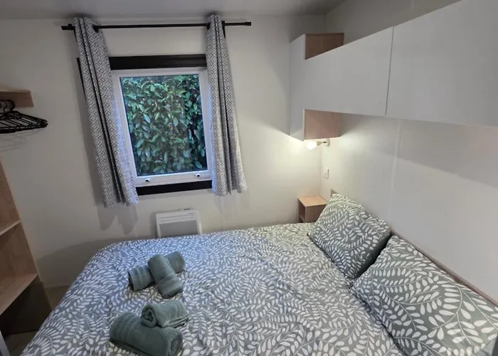 - 279 - Magnifique Mobilhome 6 Personnes Sur 5 Etoiles