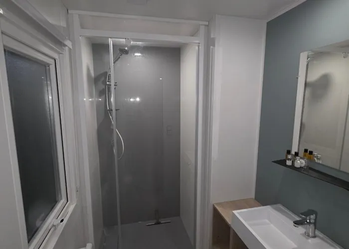 - 279 - Magnifique Mobilhome 6 Personnes Sur 5 Etoiles *